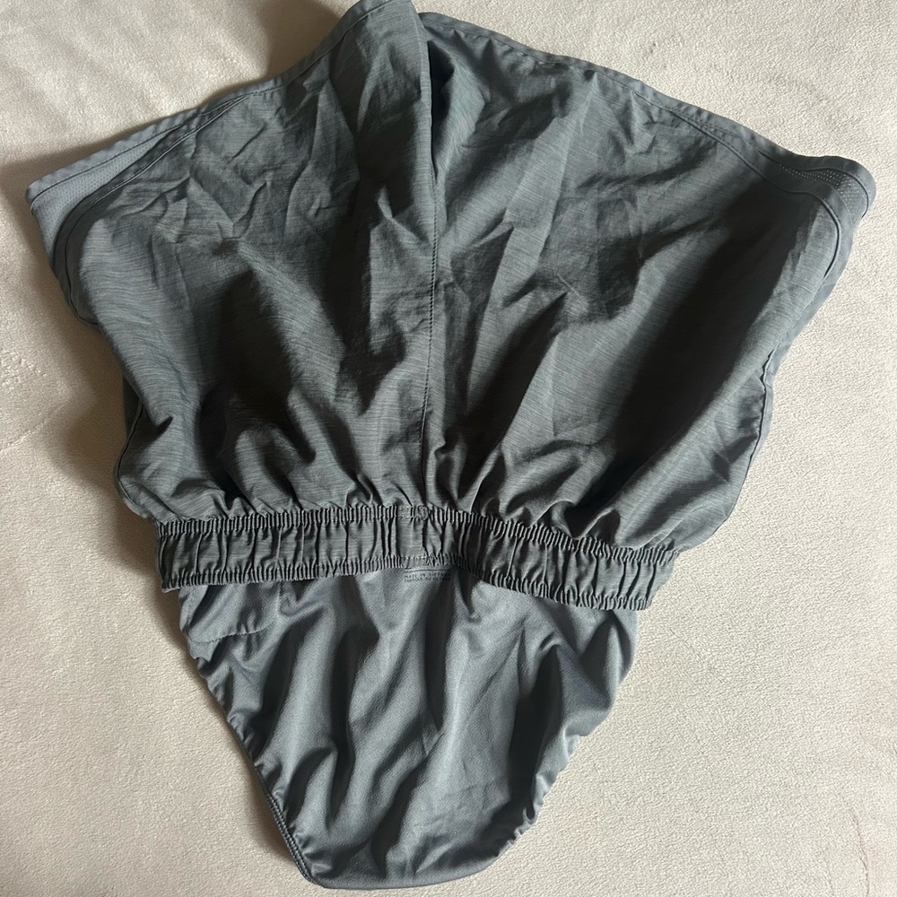 Nike Dri-Fit Grey Shorts - Picture 6 of 7